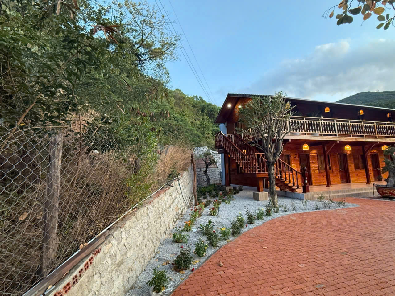 nhà nghỉ tại vĩnh hy