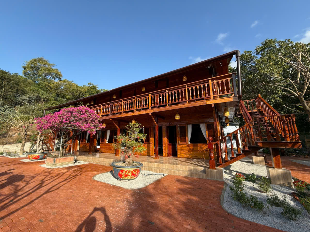 homestay vĩnh hy gần cầu gỗ