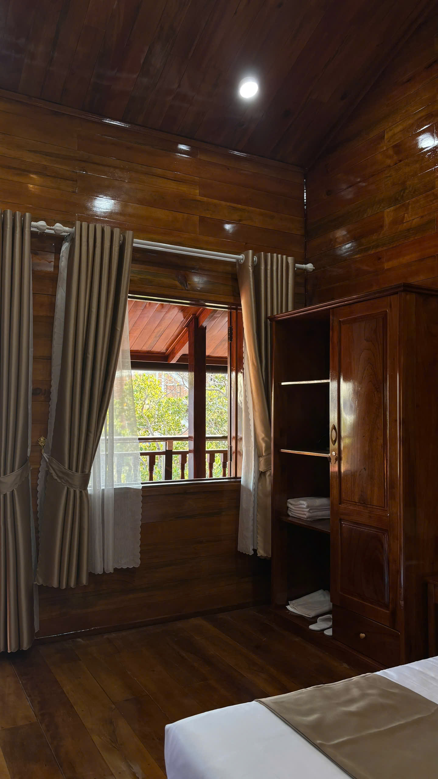 homestay vĩnh hy gần cầu gỗ